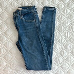 Levi’s 720 High Rise Skinny Jeans